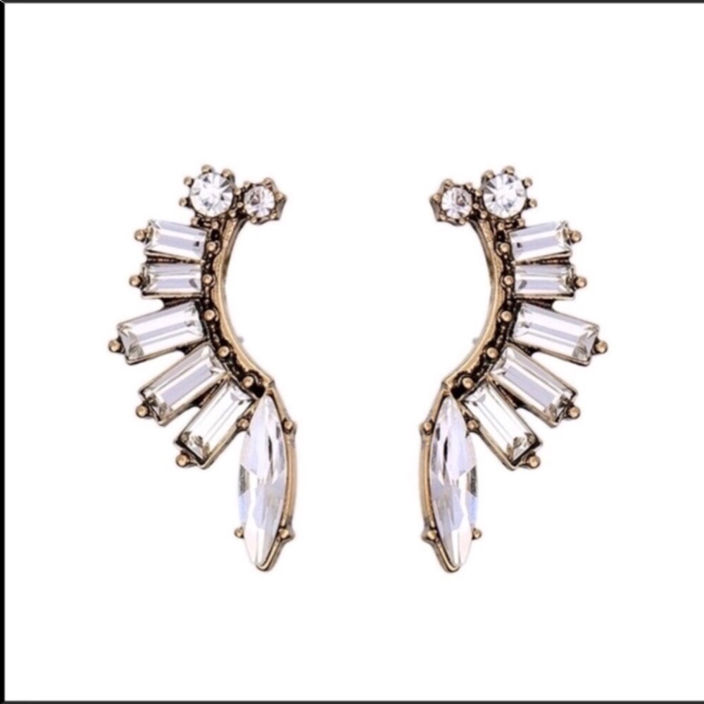 🌈3/25$ Gold Marquise Wave CZ Post Earrings
